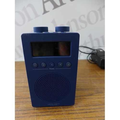 2090 - A Quantity of assorted radios including a Roberts Revival Petite DAB+/FM RDS Bluetooth digital radio... 