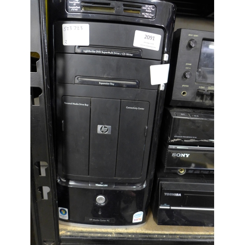 2091 - A quantity of electronic items including a HP media centre PC, a National Panasonic 612 stereo casse... 