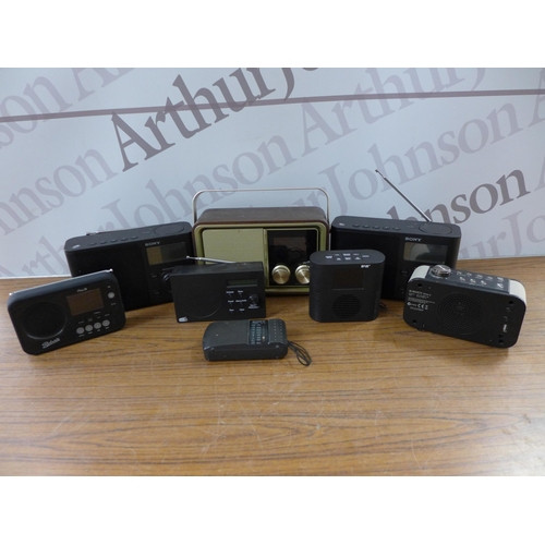 2100 - A quantity of assorted radios including a Sandstrom retro style Bluetooth DAB radio, an Asda DAB+ ra... 