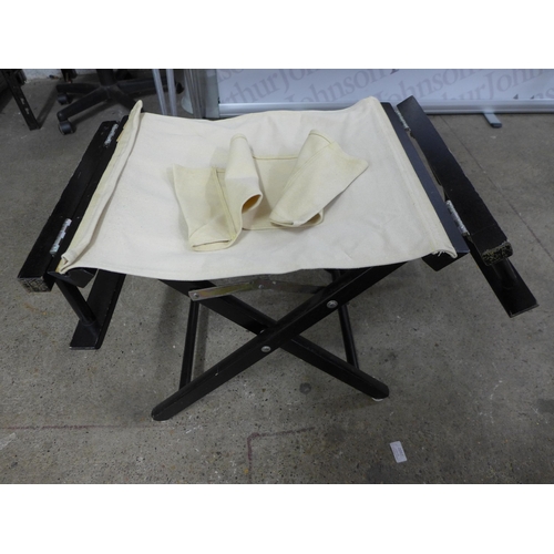 2105 - 2 folding directors chairs, 2 folding tables and a bar stool