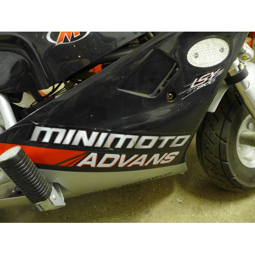 2121 - A Minimoto Advans Team Zero LSYKT8100 electric bike - with key (no charger)