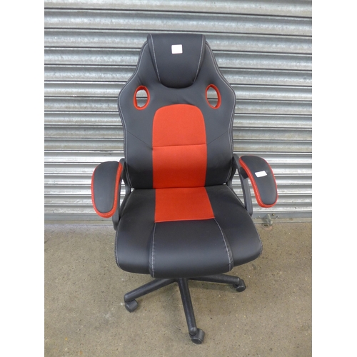 2124 - A black and red gaming chair