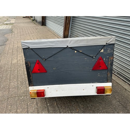 2301 - A 2-wheel single axle box trailer with a spare wheel