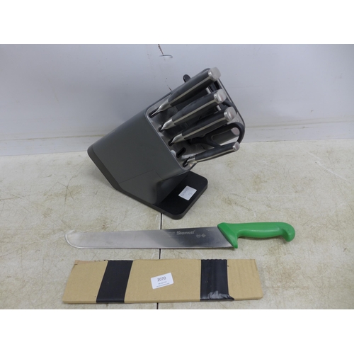 2070 - A Ninja Foodi Stay Sharp knife set (two pieces missing) and a 12