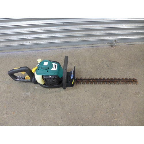 2161C - A McCulloch Superlite 4528 petrol driven hedge trimmer and an FPHT26-3 petrol driven hedge trimmer  ... 