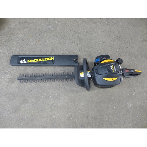 2161C - A McCulloch Superlite 4528 petrol driven hedge trimmer and an FPHT26-3 petrol driven hedge trimmer  ... 