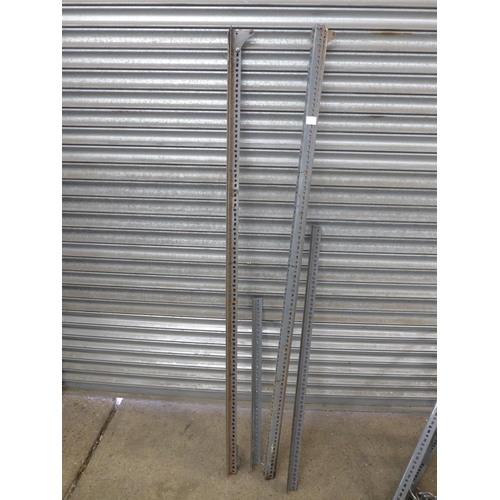 2259 - 4 lots Dexion angle bolt on ladder brackets