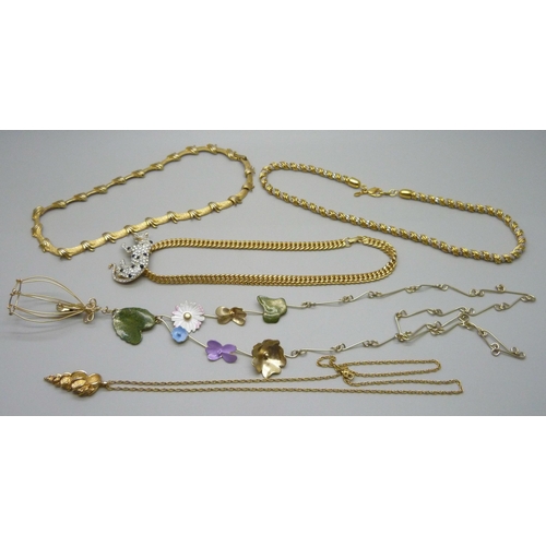 1023 - A Corocraft collarette, Monet neck chain, Monet pendant and chain, etc.