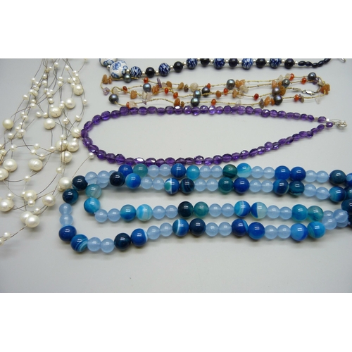 1025 - Five bead necklets with silver fittings to include amethyst and cultured pearls