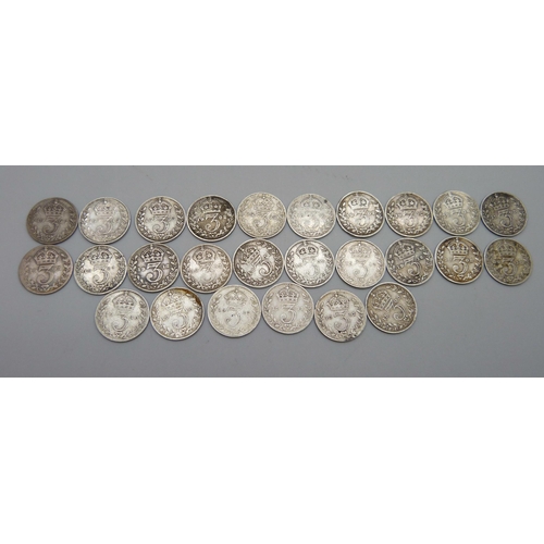 1052 - Sixteen Edward VII silver 3d coins and ten George V silver 3d coins, pre 1920