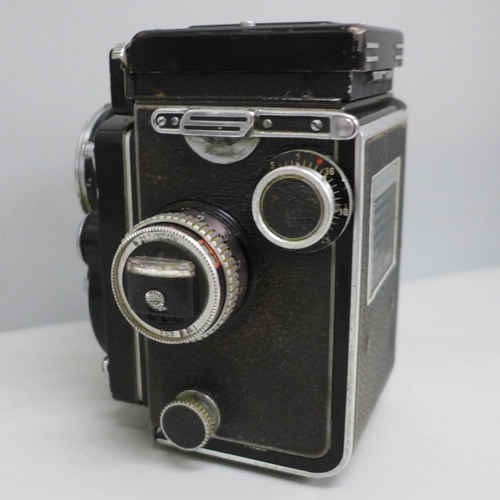 629 - A Rolleiflex 2.8E TLR camera, Planar 1:28 f=80mm