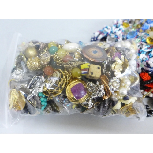 656 - Beaded necklaces, earrings, loose beads, etc.