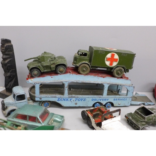 679 - Dinky Toys die-cast model vehicles, mid 20th Century and later, including military, fire tenders, Du... 