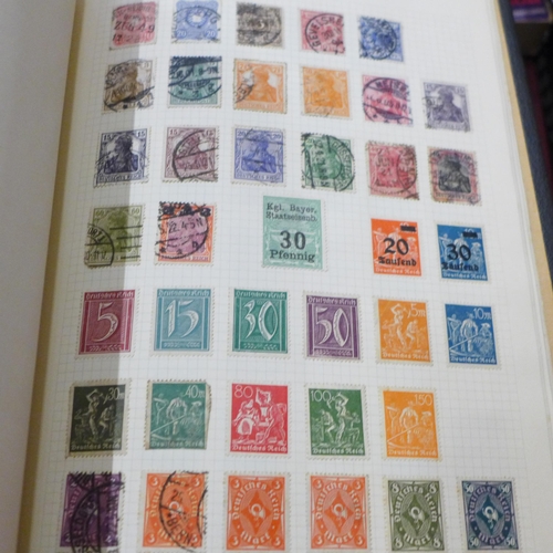 691 - A box of mixed stamps and First Day Covers; a SG Great Britain Commemorative Stamps album, Chinese T... 