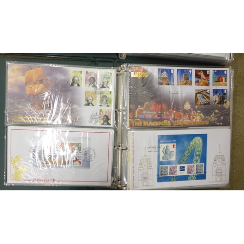 696 - Stamps; Great Britain 2001-2009 three albums of first day covers, 180+ in total, all are luxury type... 