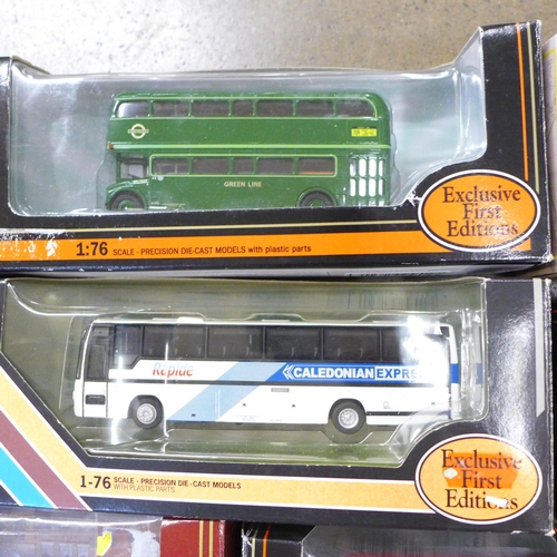 754 - A collection of EFE coaches and buses, boxed