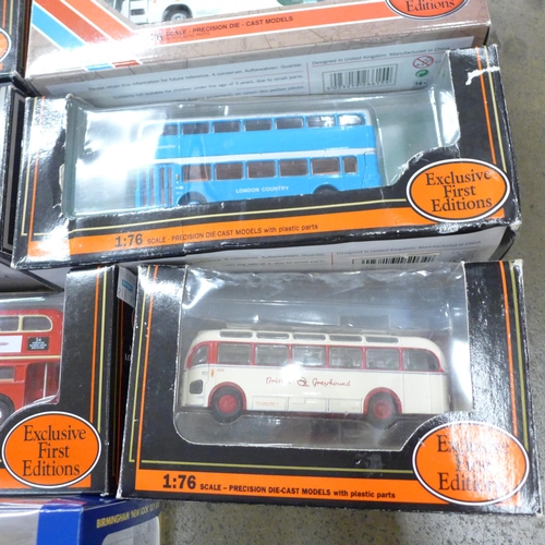 754 - A collection of EFE coaches and buses, boxed