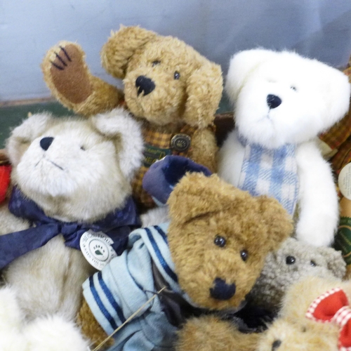 757 - A collection of Boyds bears, all with tags except one (16)