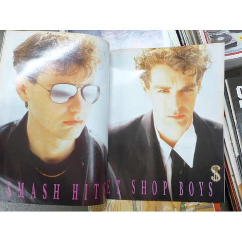 758 - A collection of Smash Hits magazines from 1982 to 1986, (issues for 10-9-86 to 23-9-86, 24-9-86 to 7... 