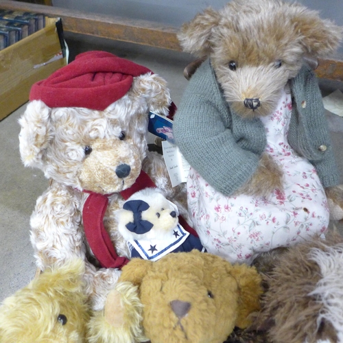 767 - A collection of teddy bears including Russ, House of Bears 'Grandma', Harrods 1999 Christmas Bear, T... 