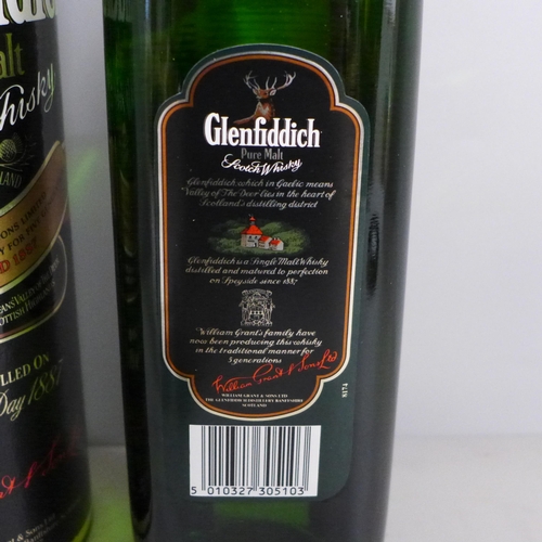 779 - A bottle of Glenfiddich Special Reserve pure malt scotch whisky and two miniatures