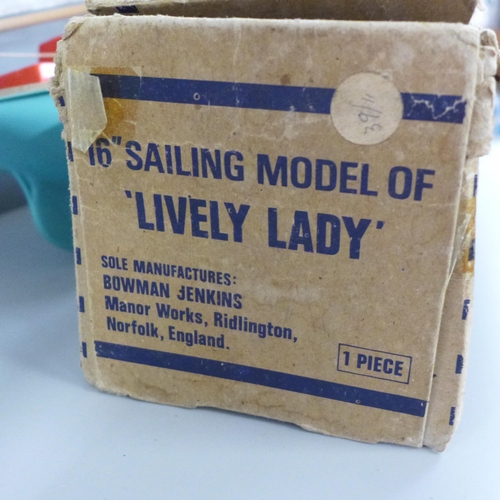 793 - A Bowman Jenkins Lively Lady pond yacht, boxed