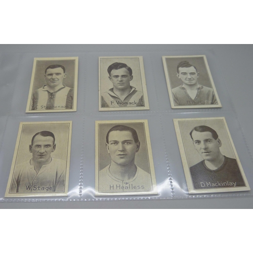 823 - Football cards, sets and part sets, Nelson Lee Library 1921-22 soccer star supplements (5); Adventur... 