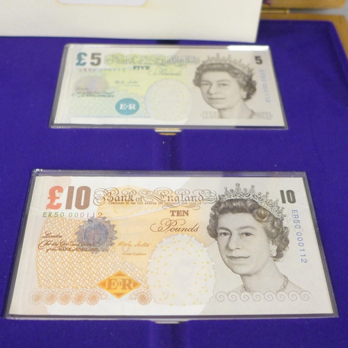 825 - The Royal Mint Her Majesty The Queen Golden Jubilee 1952-2002 UK Crown and Banknote Collection, thre... 