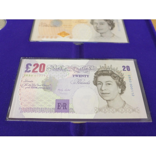 825 - The Royal Mint Her Majesty The Queen Golden Jubilee 1952-2002 UK Crown and Banknote Collection, thre... 