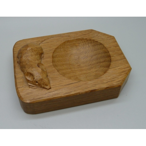 826 - A carved oak Mouseman ashtray