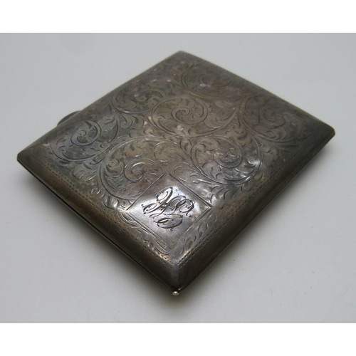 833 - A silver cigarette case, 76.9g