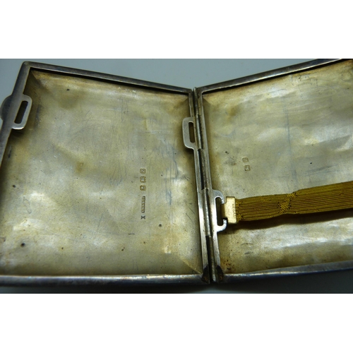 833 - A silver cigarette case, 76.9g