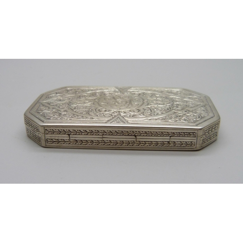 847 - An .800 silver double compact marked V. Leonani, total weight 80g, 8cm wide