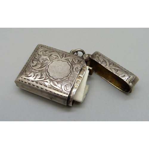 855 - A silver vesta case, Birmingham 1921