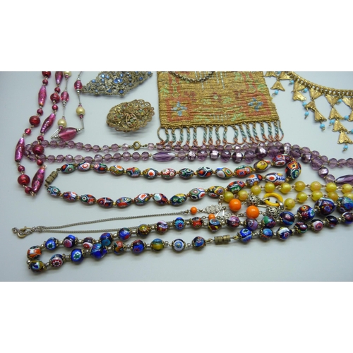 860 - A collection of vintage bead and foil bead jewellery, a purse a/f, etc.