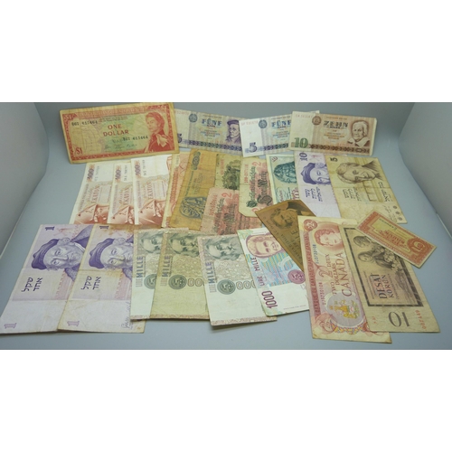 863 - Appoximately 50 foreign bank notes