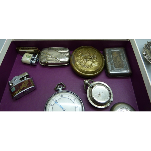 866 - Vesta cases, coin holders, watches, etc.