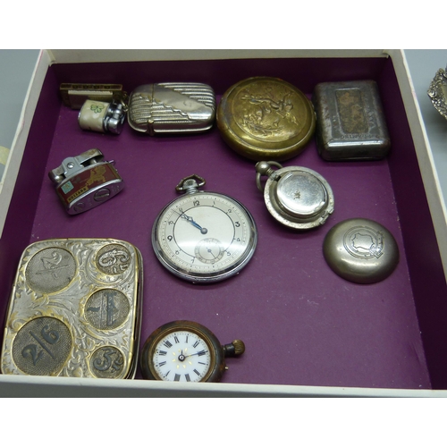 866 - Vesta cases, coin holders, watches, etc.