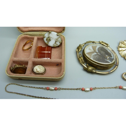 883 - A collection of jewellery including Victorian, a/f