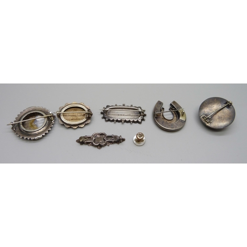 984 - Six brooches; three Victorian hallmarked silver, horseshoe, name brooch and small brooch with heart ... 