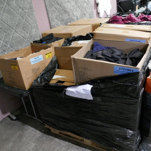 6288 - Two Pallets of clothing to include: Hugo Boss, Jack Wills, 32 Degrees, Puma, Jachs, Andrew Marc, Mon... 