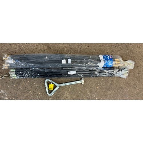 2146 - 2 x sets of drain rods and drain keys