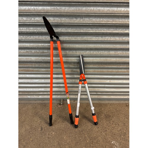 2151 - A set of Bahco telescopic shears and a set of Bahco lawn edging shears