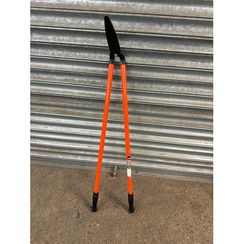 2151 - A set of Bahco telescopic shears and a set of Bahco lawn edging shears