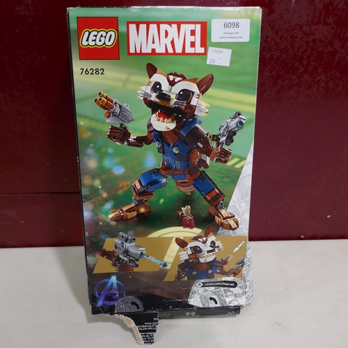 6098 - Lego Marvel Gaurdians Of The Galaxy Rocket Raccoon And Groot - ( Incomplete) (330-189) *This lot is ... 