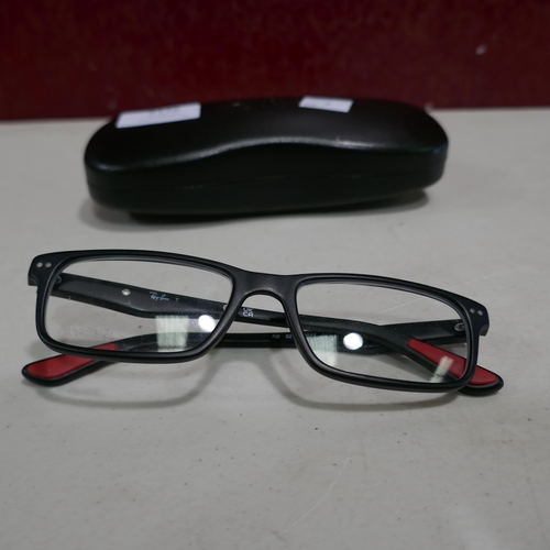 6126 - Ray Ban Glasses And Case (330-279) *This lot is subject to VAT