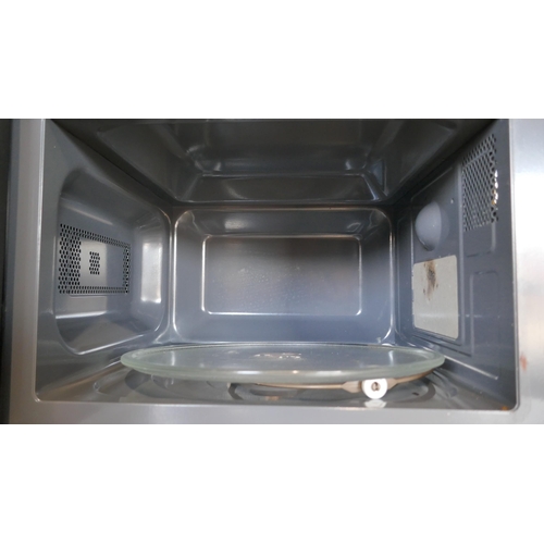 6024 - Panasonic Solo Black Microwave (330-12) *This lot is subject to VAT