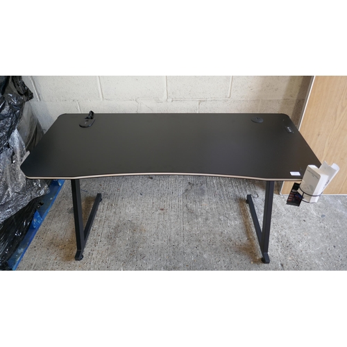 6033 - Xrocker Rgb Gaming Desk  With Pulsar Led Lights  ( Damaged Top/ Missing Mouse Mat), Original RRP £99... 