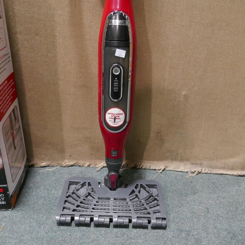 6194 - Shark Steam Mop (329-140)   * This lot is subject to vat