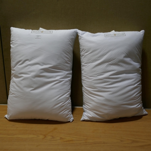 6199 - Hotel Grand Reversible Summer/Winter Pillows (330-123) *This lot is subject to VAT